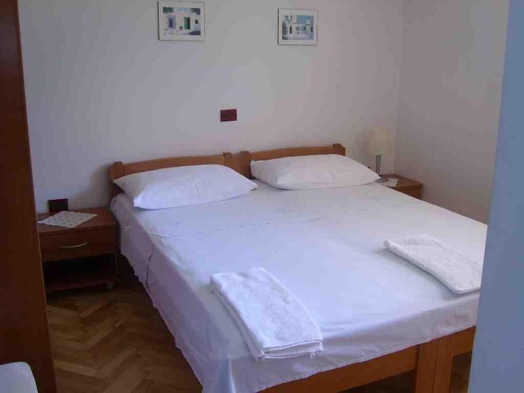 Double Room Sutivan 2943B Eksteriør billede